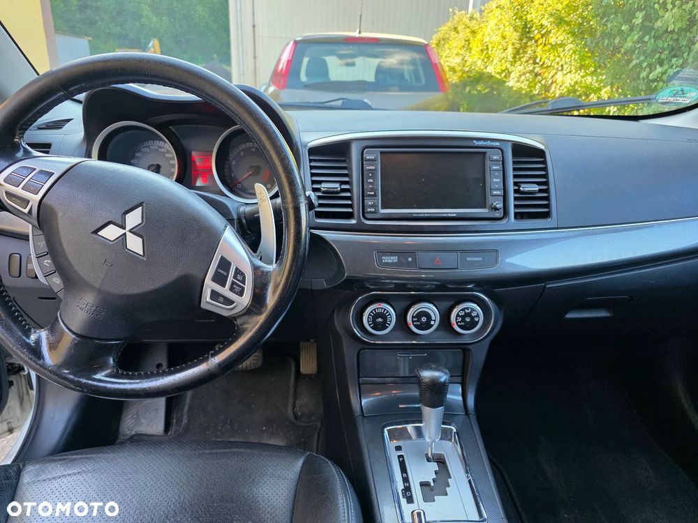 Mitsubishi Lancer 1.8 Instyle NAVI CVT - 14