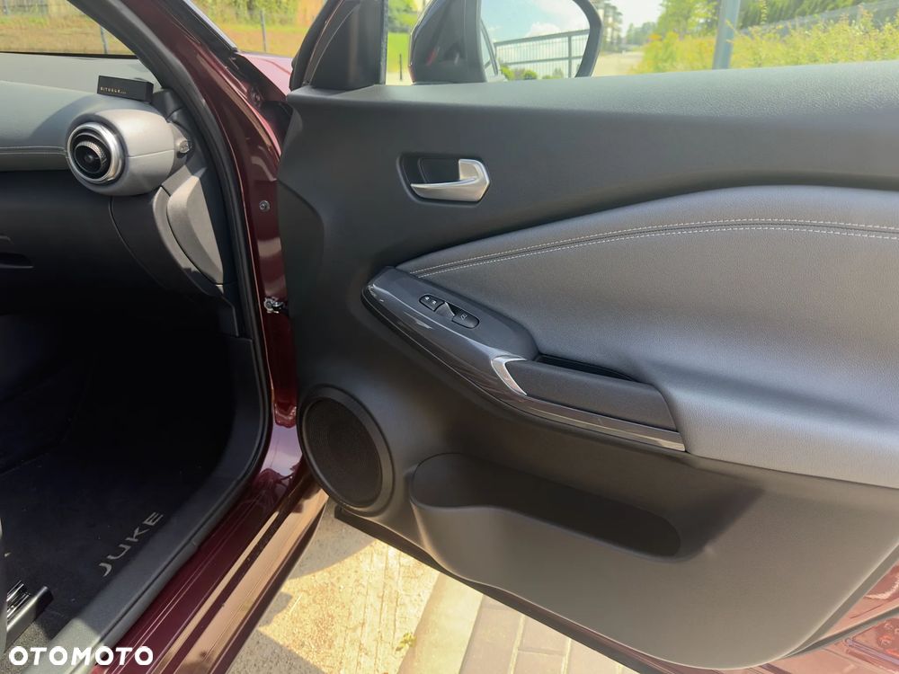 Nissan Juke 1.0 DIG-T N-Connecta - 27