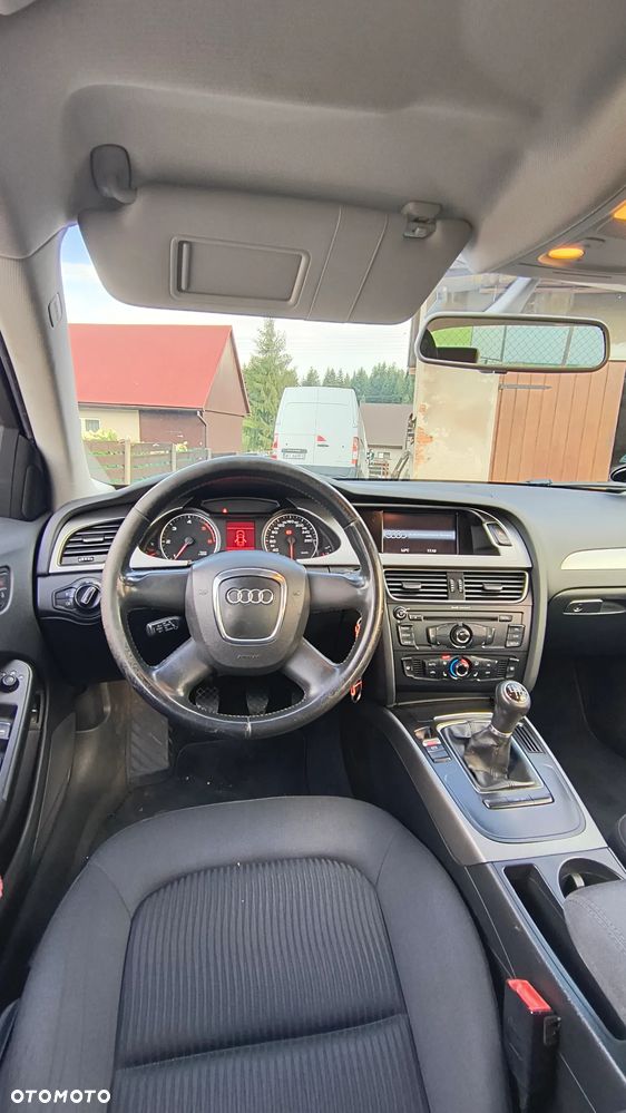 Audi A4 Limousine 2.0 TDI - 13