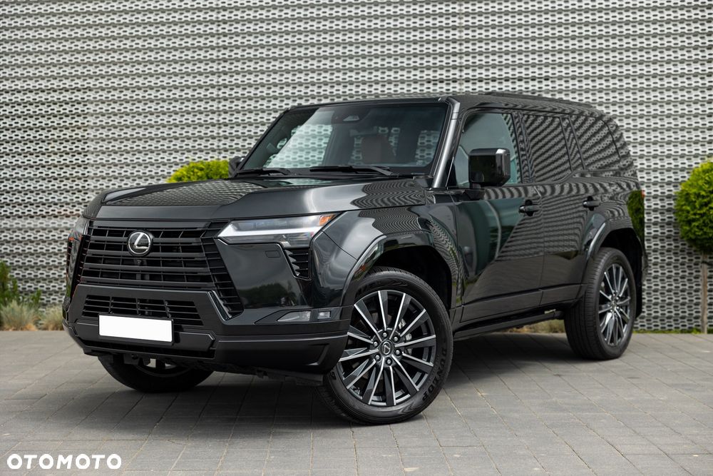 Lexus GX - 1