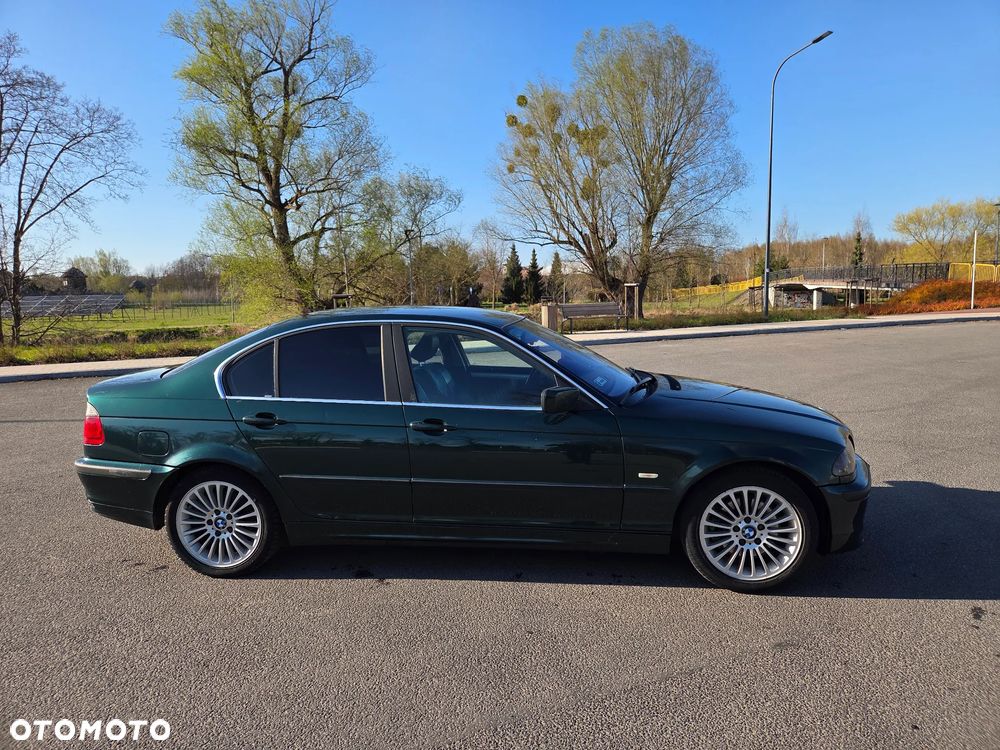 BMW Seria 3 330d - 16
