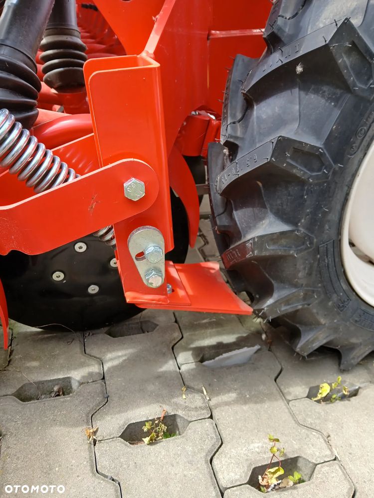 Maschio Gaspardo NINA 300 - 12