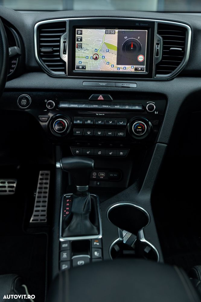 Kia Sportage 2,0 CRDI AWD Aut. GT Line - 22