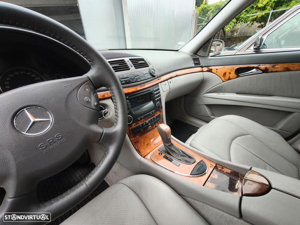 Mercedes-Benz E 220 CDI Auto Elegance - 5
