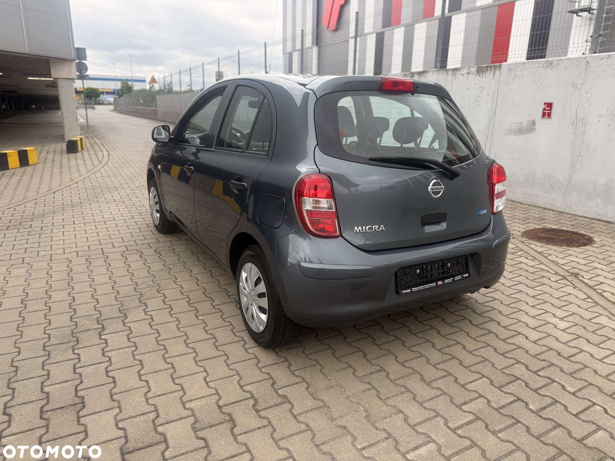 Nissan Micra 1.2 30 Jahre Edition - 8