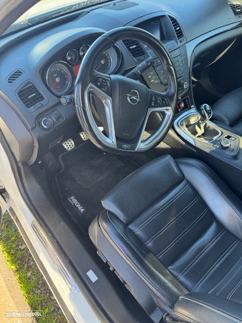 Opel Insignia 2.8 V6 Turbo 4x4 OPC - 13