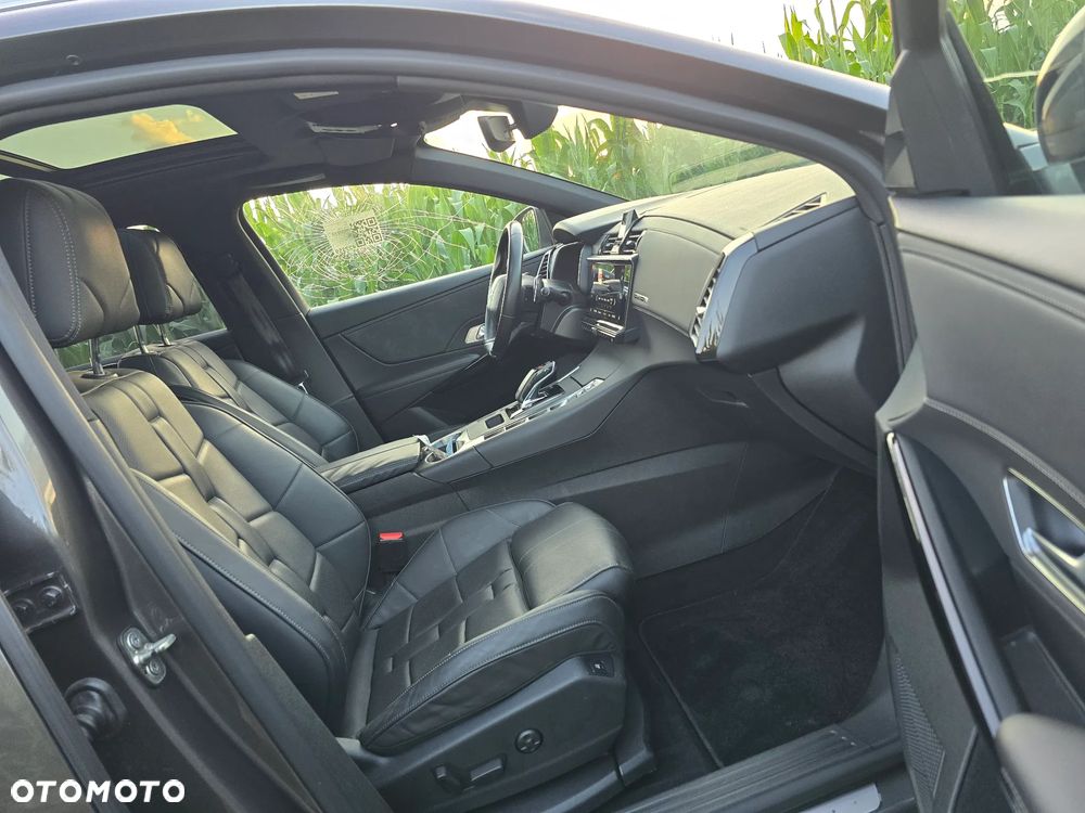 DS Automobiles DS 7 Crossback - 13