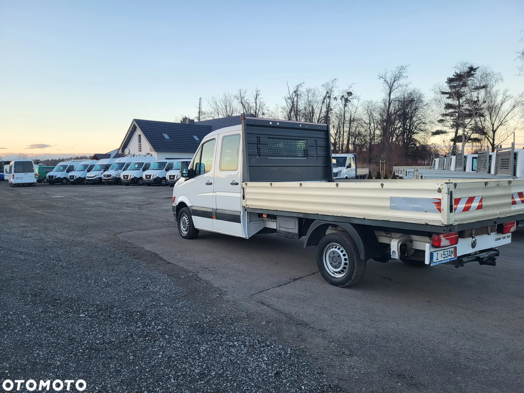 Volkswagen Crafter 2,0 tdi klima super stan idealny serwisowany paka 3.5m - 5