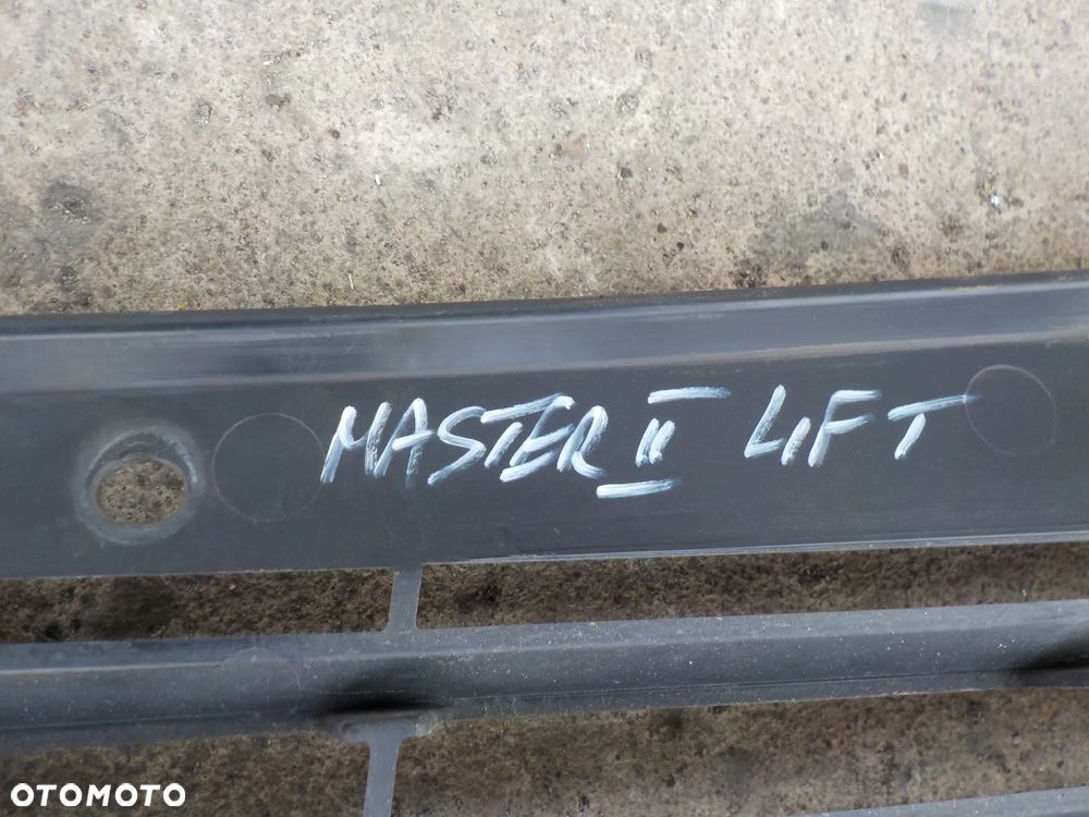 RENAULT MASTER II LIFT GRILL ATRAPA ZDERZAKA - 4