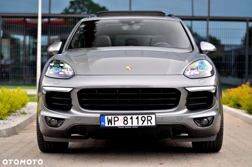 Porsche Cayenne - 3