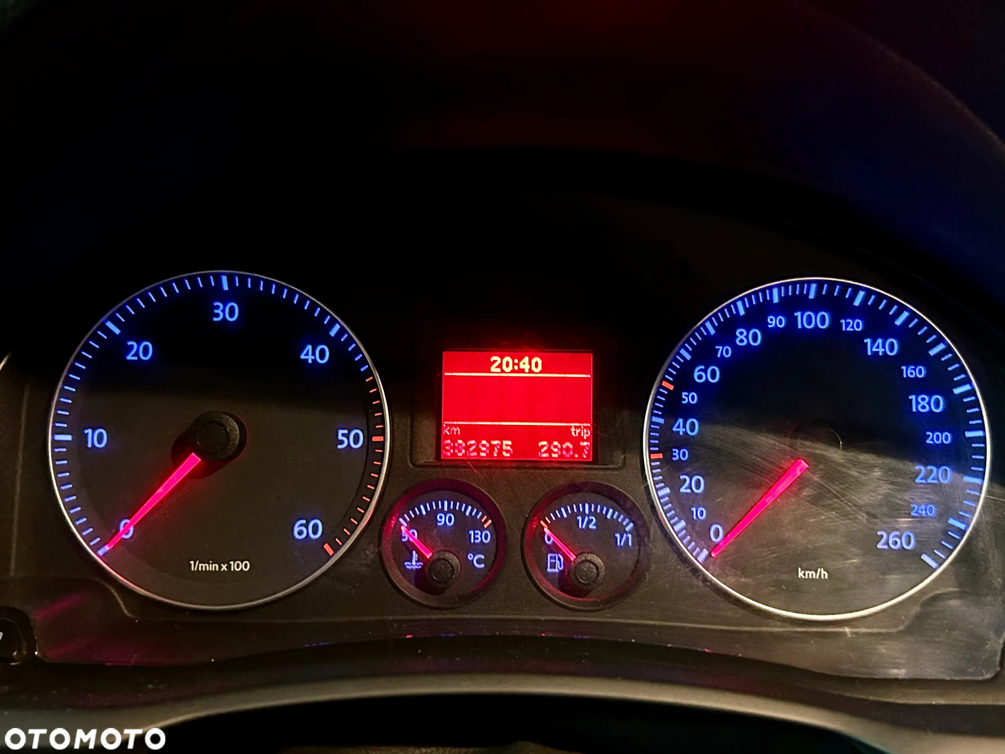 Volkswagen Golf V 1.9 TDI Comfortline - 11