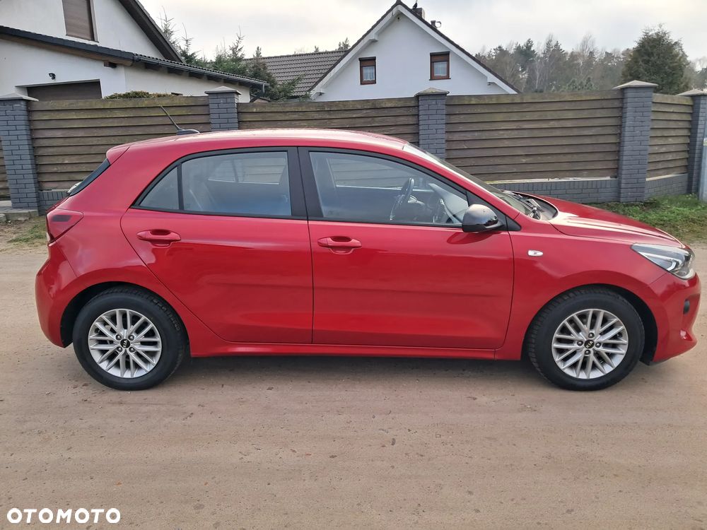Kia Rio 1.2 Edition 7 - 9