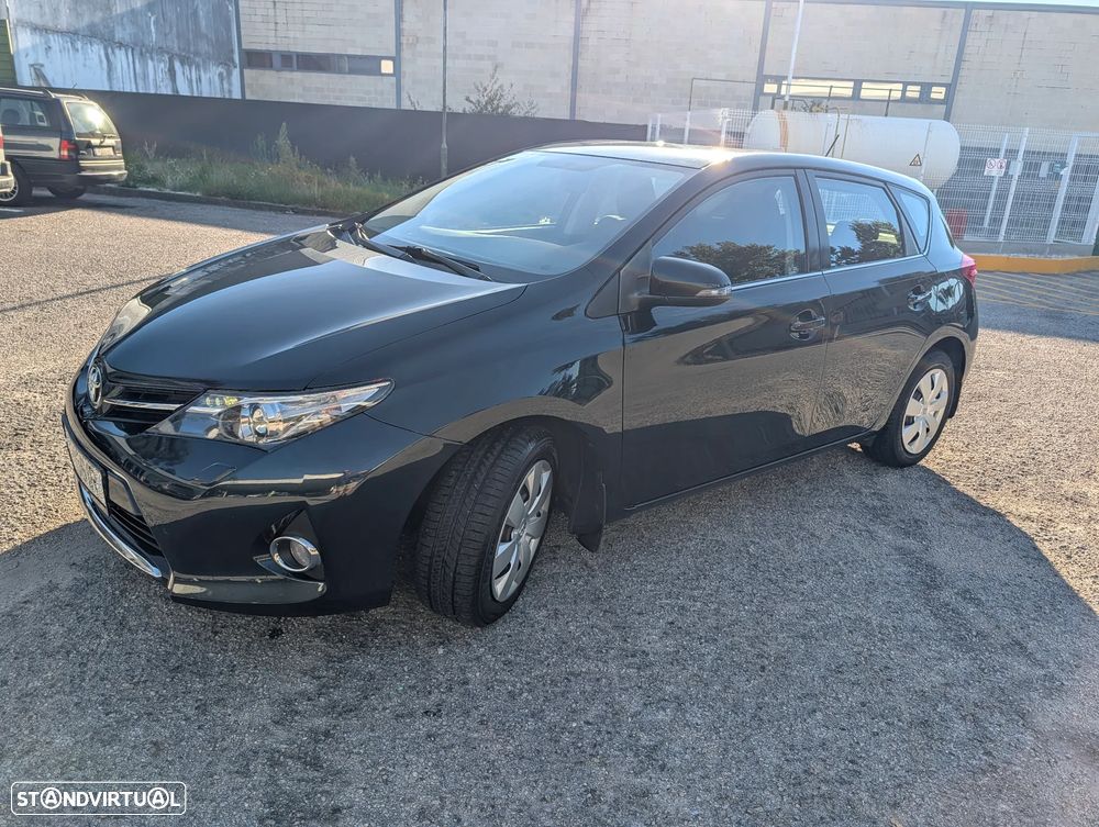 Toyota Auris - 22