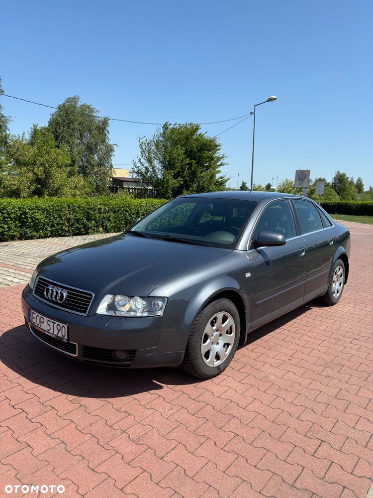 Audi A4 Limousine 1.8T - 1