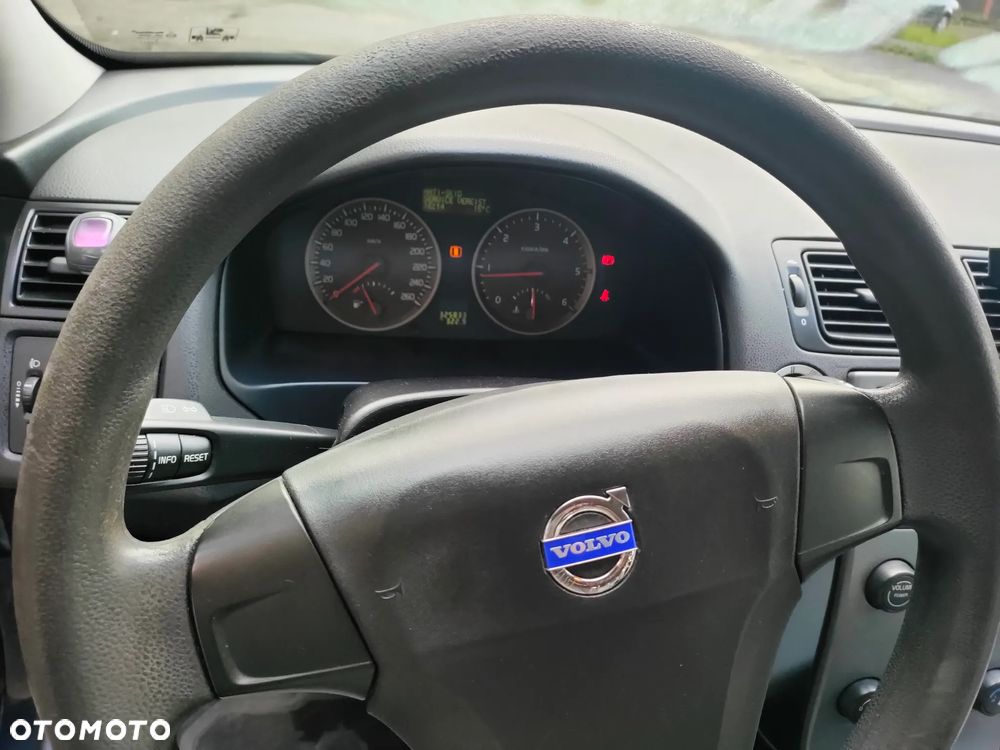 Volvo V50 1.6D - 10