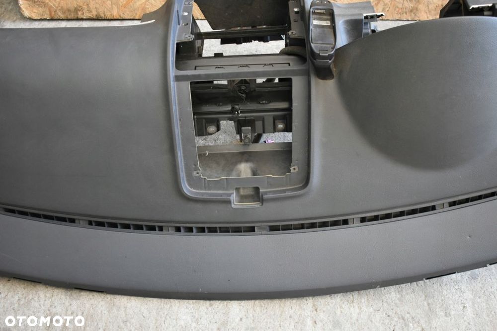 DESKA ROZDZIELCZA KOKPIT PODUSZKI VW TOURAN - 4