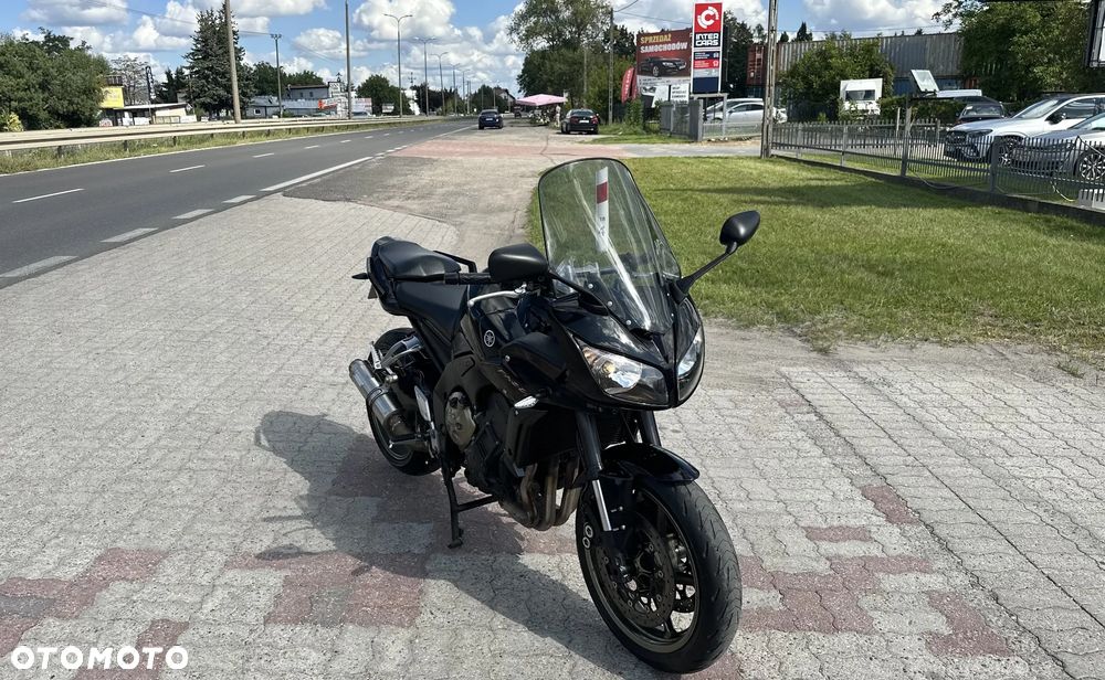 Yamaha FZ - 10