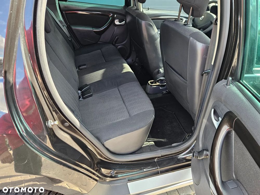 Dacia Duster 1.6 16V 4x2 - 8
