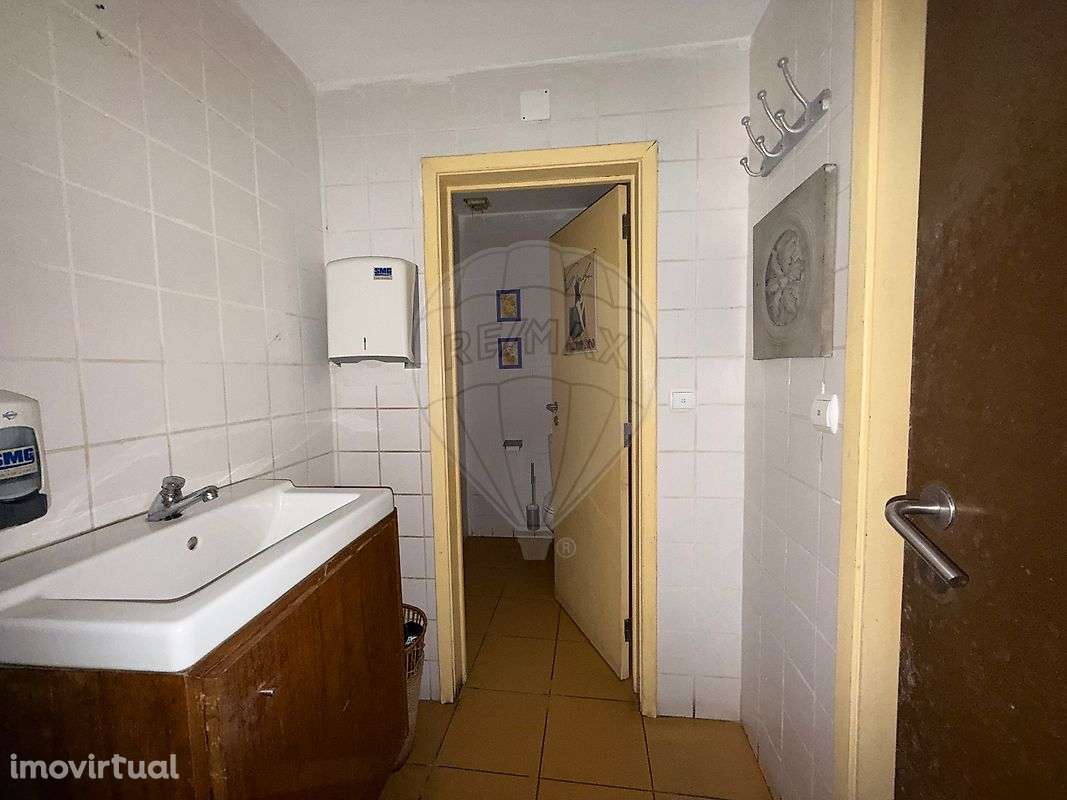 Outros - Comercial  para arrendamento - Grande imagem: 2/7