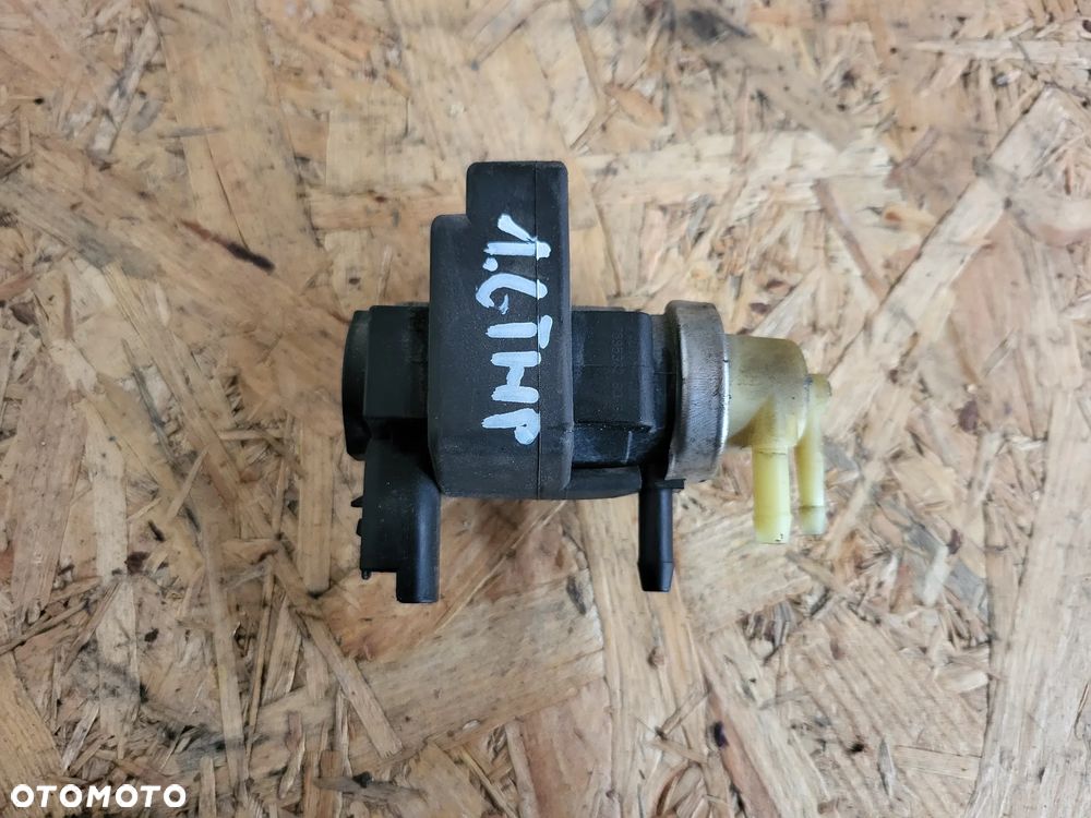 Zawór podciśnienia Peugeot 3008 1.6 THP - 1