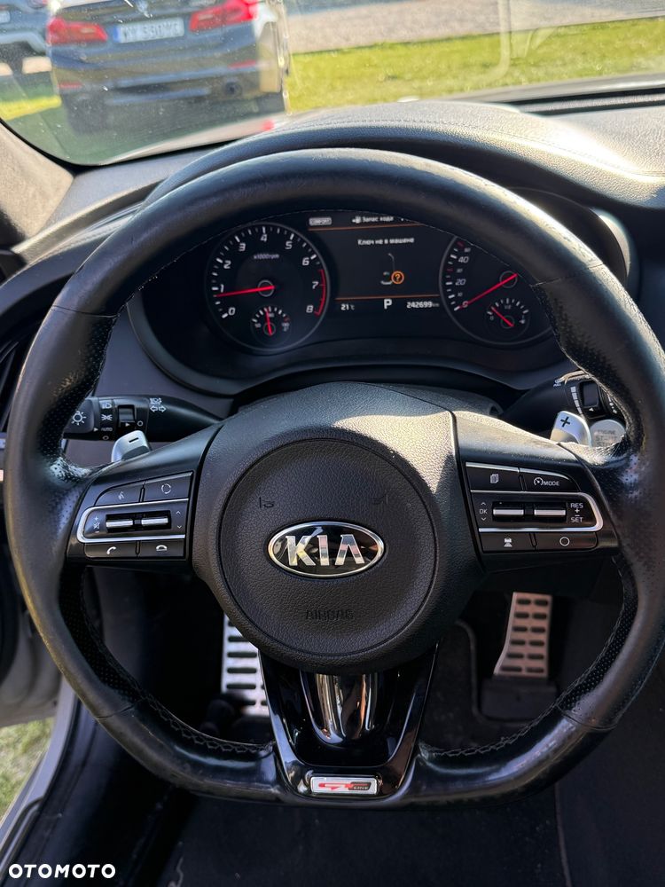 Kia Stinger 2.0 T-GDI GT Line - 17