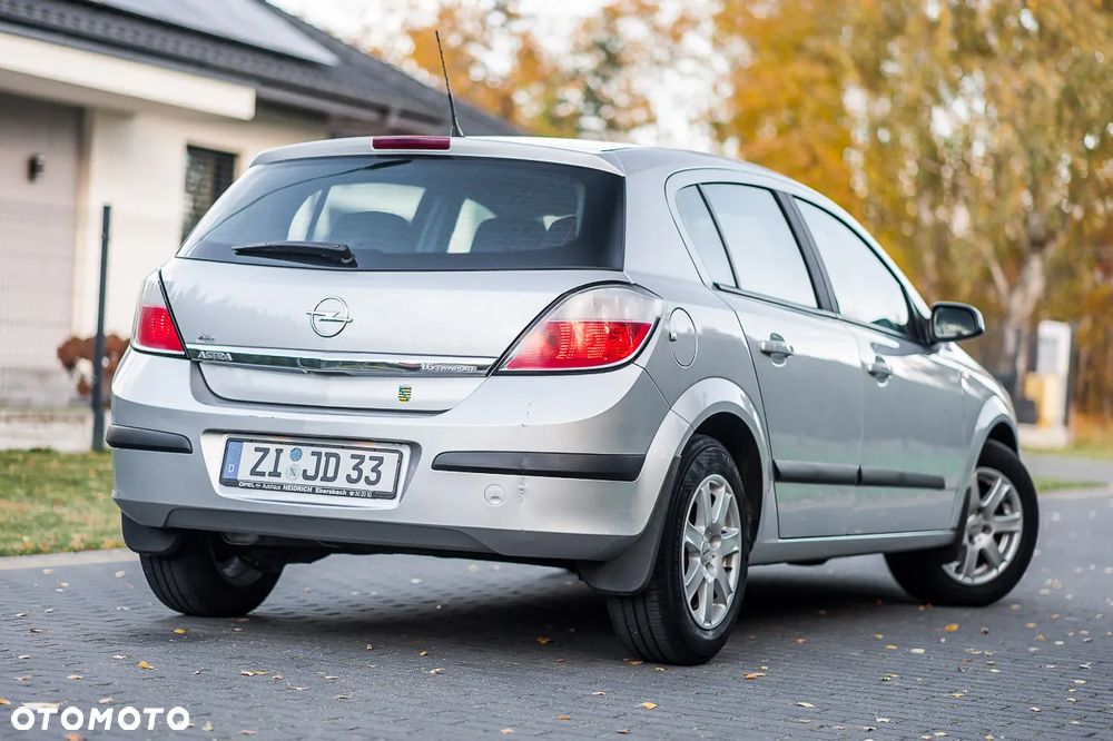 Opel Astra 1.6 - 3