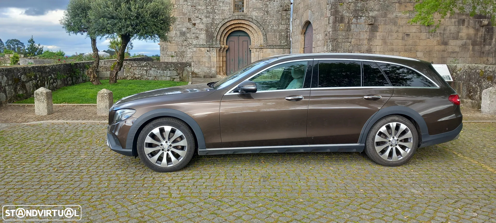 Mercedes-Benz E 220 d 4-Matic All Terrain Avantgarde + - 2