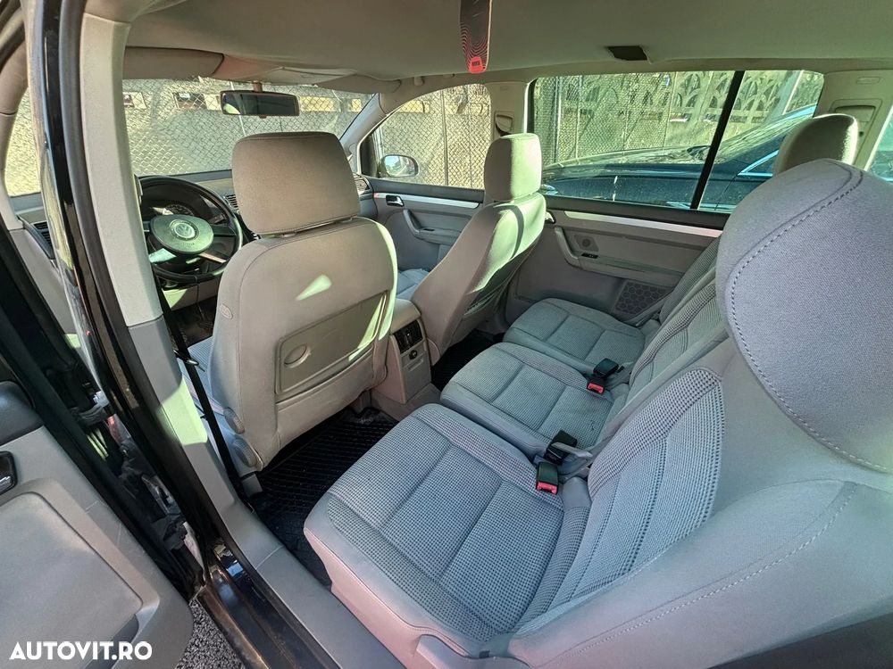 Volkswagen Touran 1.9TDI Trendline - 10