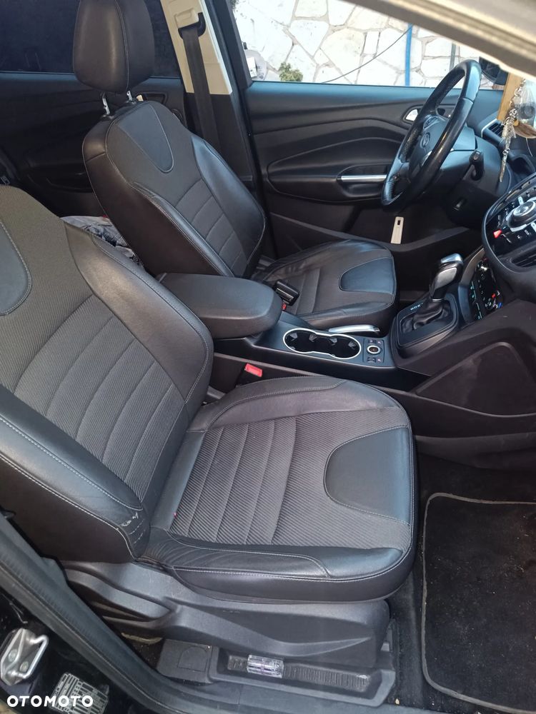 Ford Kuga 2.0 TDCi 4WD Titanium - 17