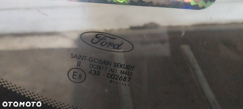 SZYBA CZOŁOWA PRZEDNIA GRZANA FORD FOCUS MK2 - 3