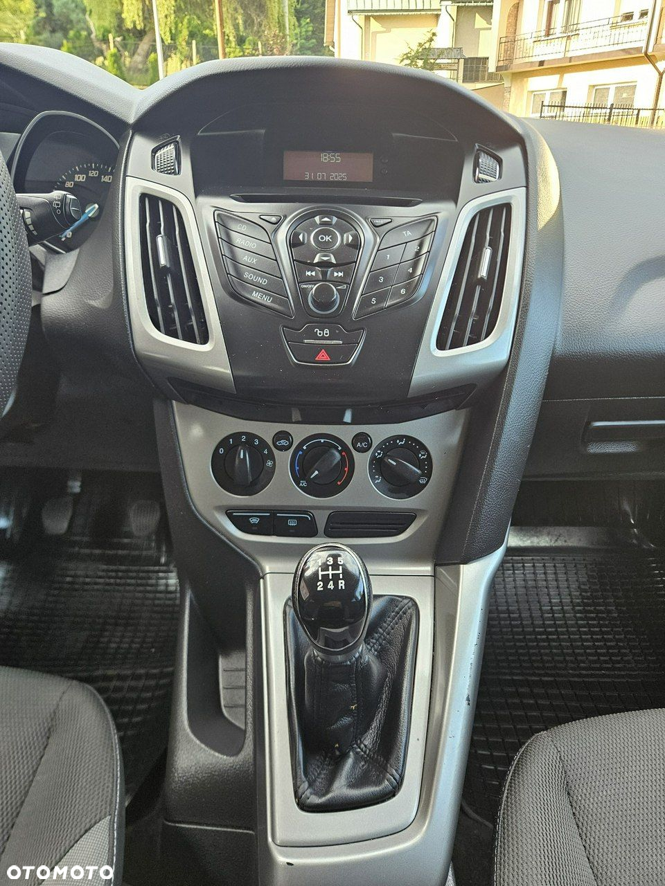 Ford Focus - 27