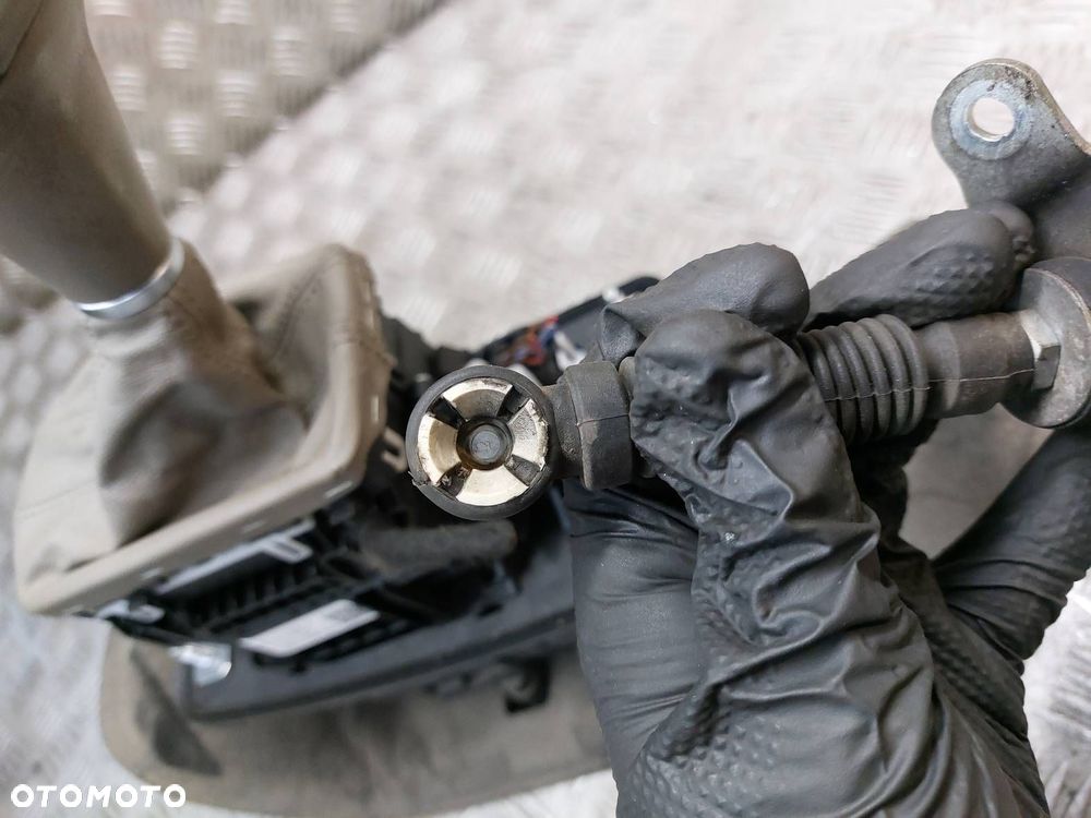 LEWAREK ZMIANY BIEGÓW AUTOMAT + LINKA AUDI A4 B8 8K1713041H - 3