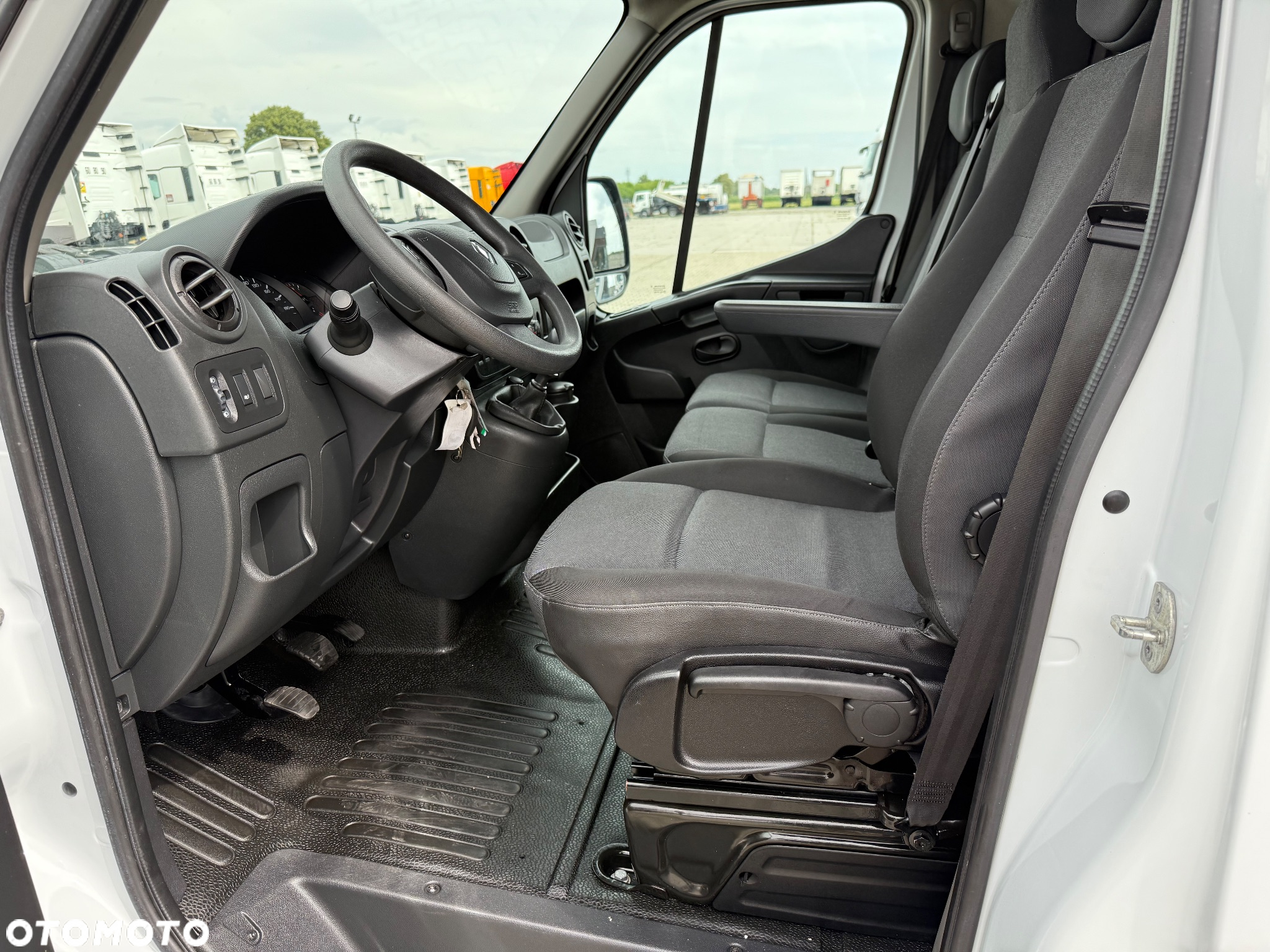 Renault MASTER 125 / L3H2 / HAK / DUŻE RADIO / KLIMA / Z FRANCJI / STAN BDB / / / - 25