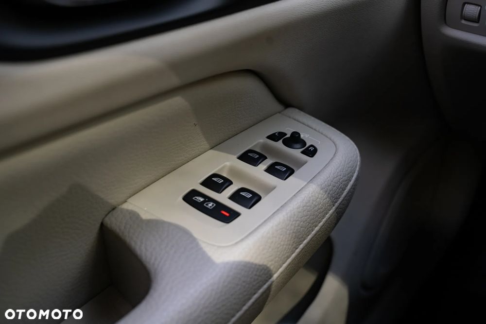 Volvo S60 T5 Momentum Pro - 18
