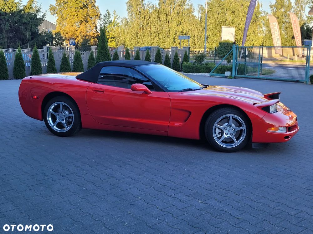 Chevrolet Corvette - 2