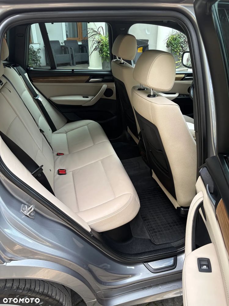 BMW X3 xDrive28i Sport-Aut M Sport - 23