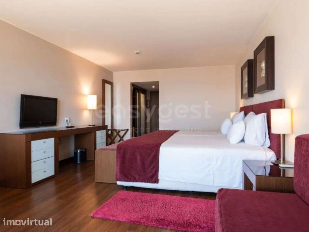 Apartamento T1 na frente atlântica de Cascais (29ª Semana do Ano) - Grande imagem: 2/10
