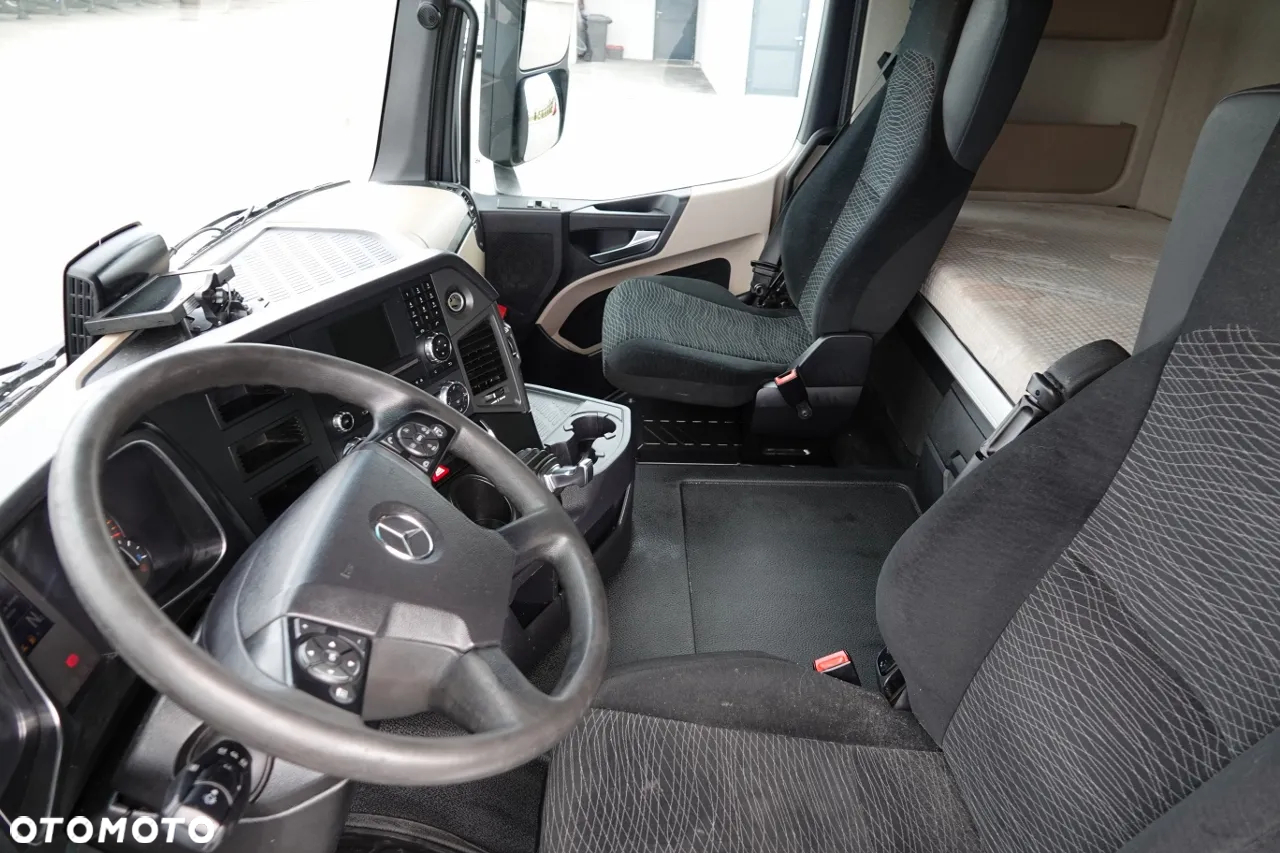 Mercedes-Benz ACTROS 1845  / BDF  / DO PRZEWOZU KONTENERÓW /  SPROWADZONY - 25