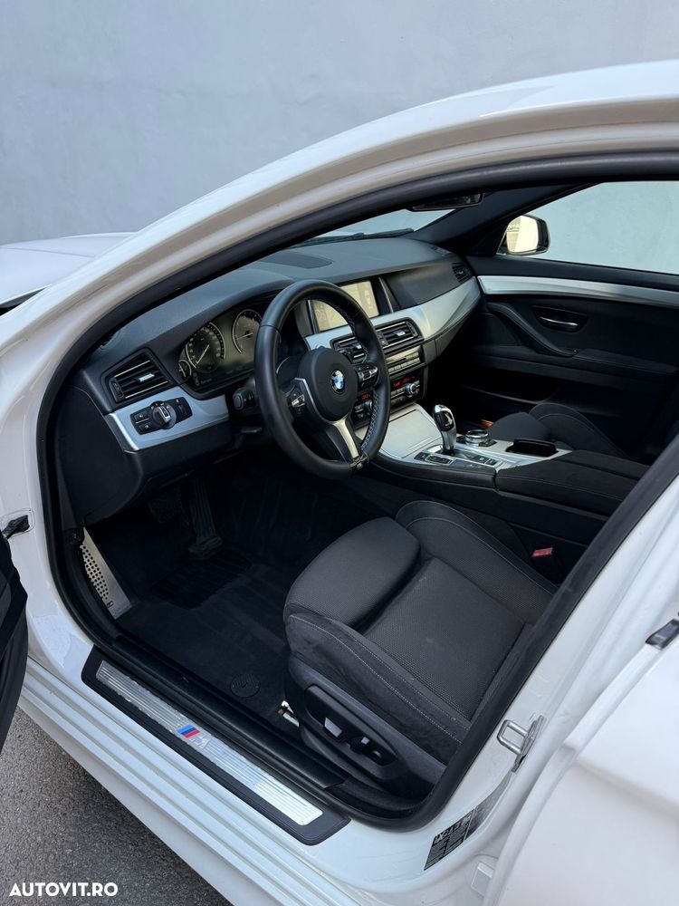 BMW Seria 5 520d xDrive - 7