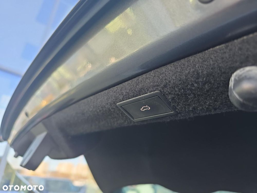 Skoda Superb 2.0 TDI SCR L&K DSG - 21