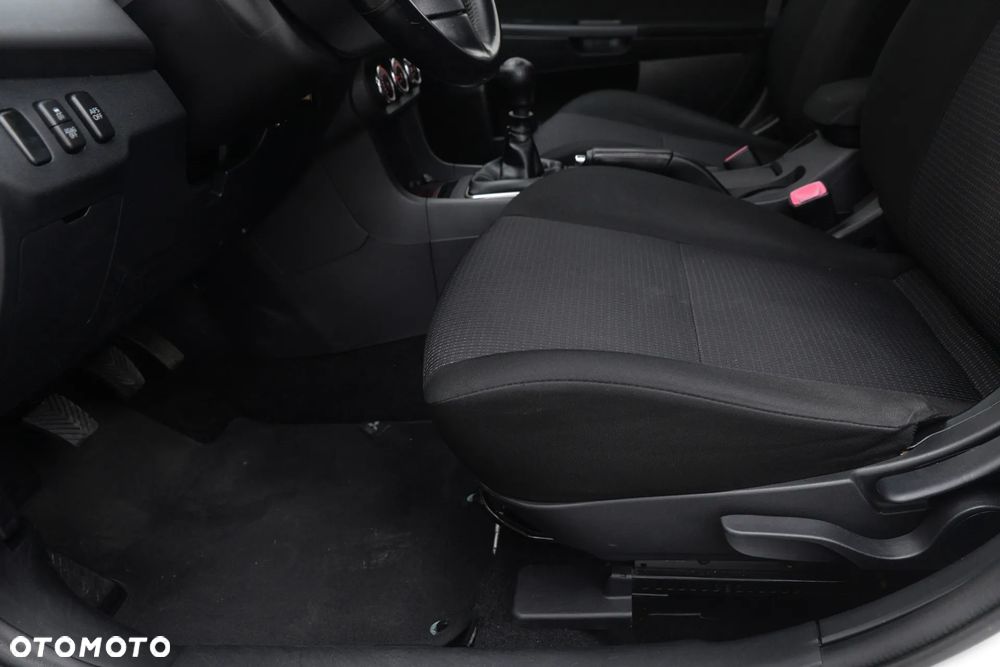 Mitsubishi Lancer 2.0 DI-D Intense - 37