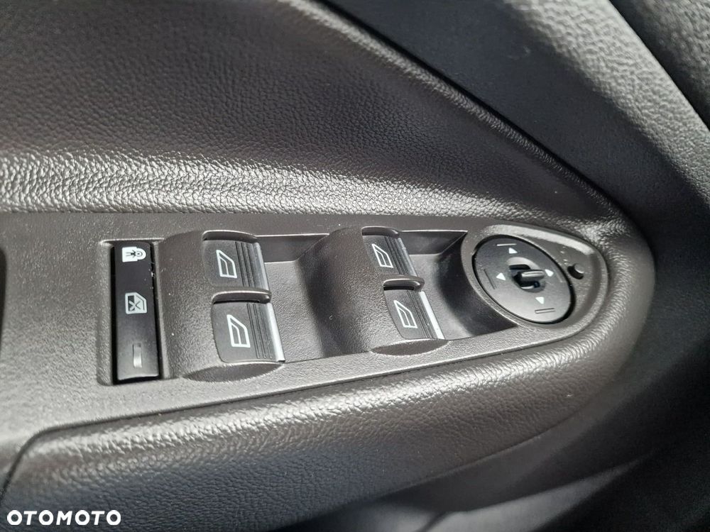 Ford Kuga 1.5 EcoBoost 2x4 Cool & Connect - 35