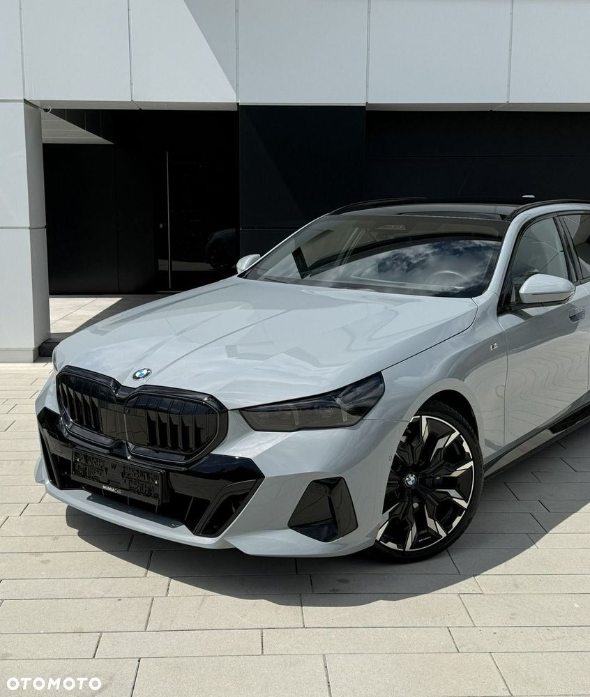 BMW Seria 5 520d xDrive mHEV M Sport - 2