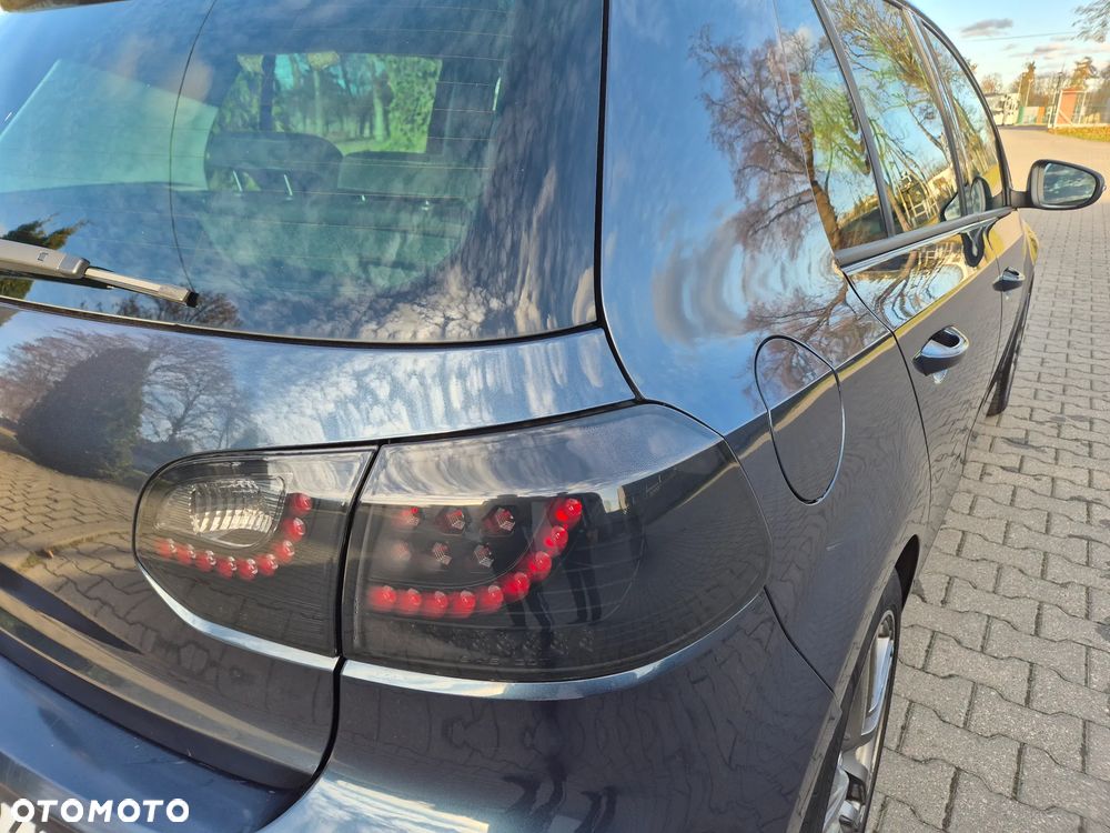 Volkswagen Golf 1.6 TDI Highline - 9