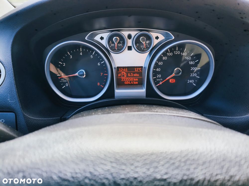 Ford Focus 1.6 Trend - 10