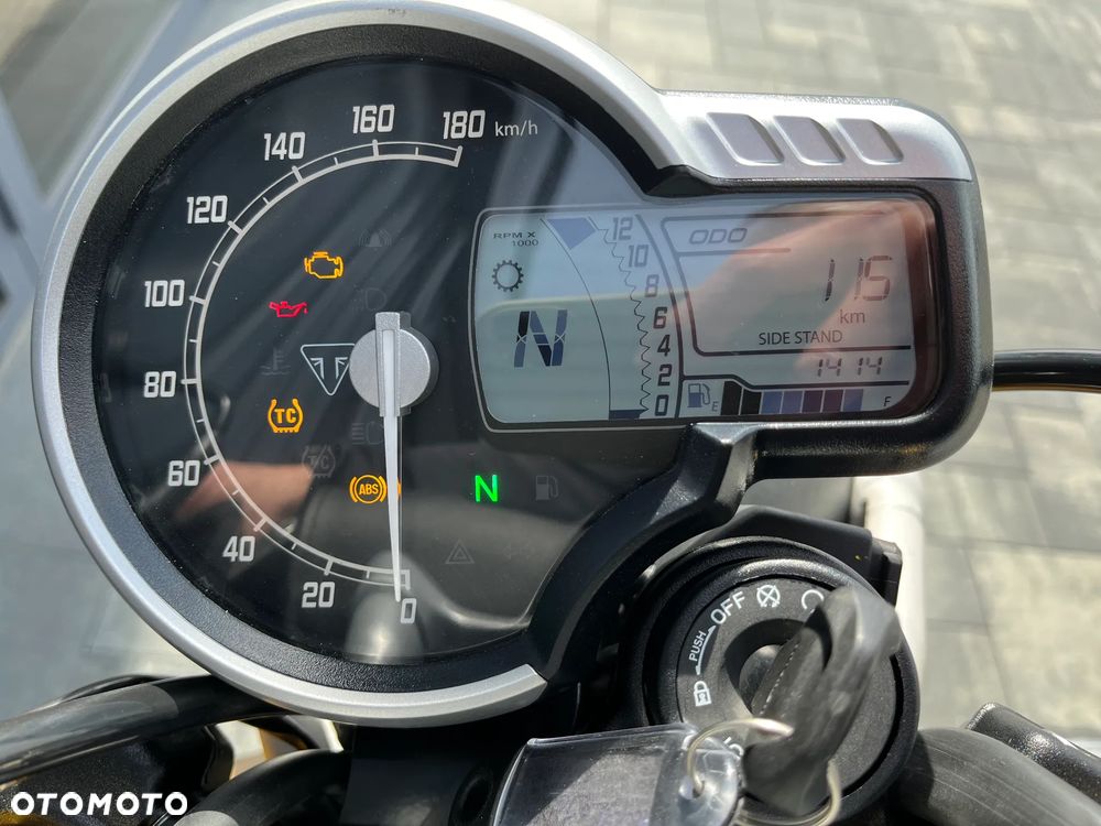 Triumph Scrambler - 5