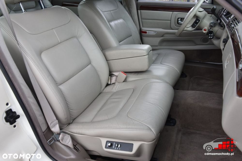 Cadillac Deville - 21