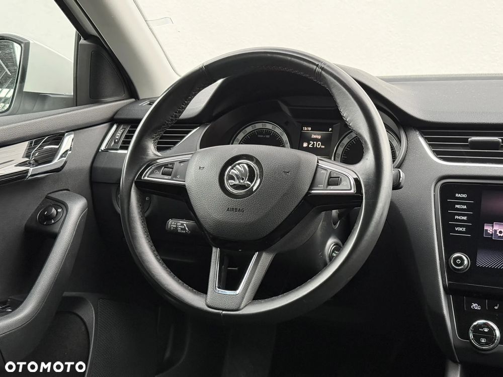 Skoda Octavia 2.0 TDI SCR Style DSG - 15