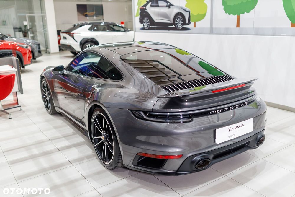 Porsche 911 Turbo - 7