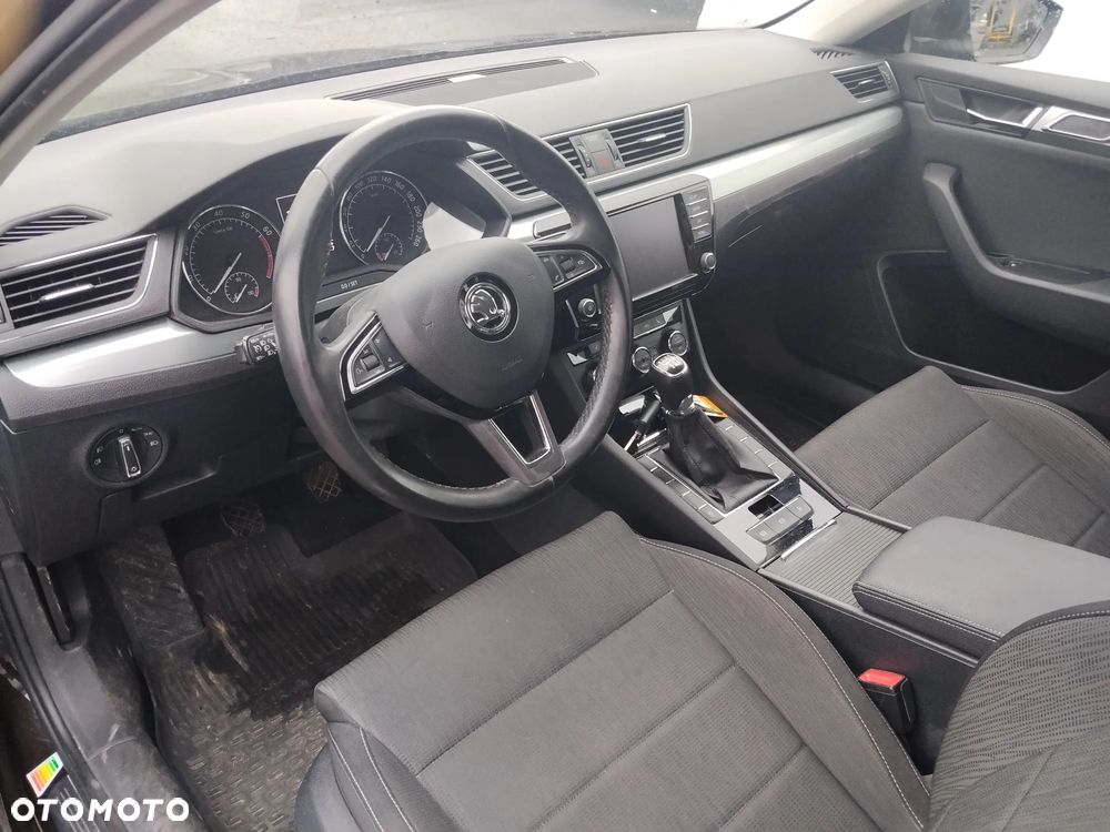 Skoda Superb 1.8 TSI Ambition - 9